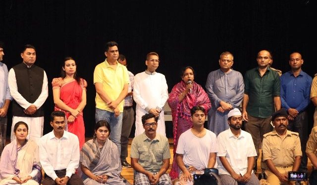 জেলা পুলিশের আয়োজনে মঞ্চস্থ হল নাটক “অভিশপ্ত আগষ্ট”