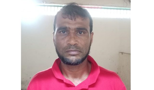 ফতুল্লায় মাদক ব্যবসায়ী বাবু গ্রেফতার