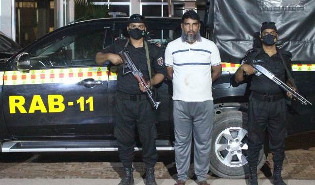 রুপগঞ্জে সাজাপ্রাপ্ত কুখ্যাত মাদক ব্যবসায়ী আওলাদ গ্রেফতার