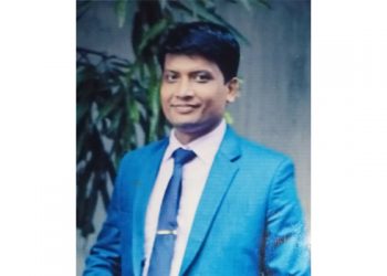 ফতুল্লায় যৌতুক মামলায় এড.রাশেদুল আলম গ্রেফতার