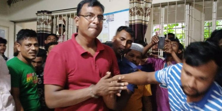 বন্দরে ছাত্রকে বলাৎকারের অভিযোগে শিক্ষক আটক