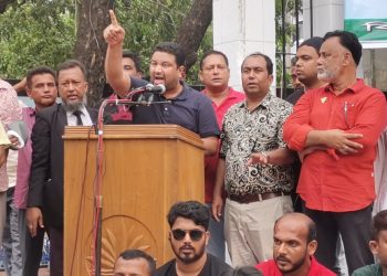 সরকার দেশকে দুর্নীতির আখড়ায় পরিনত করেছে-বিএনপি নেতা আজাদ