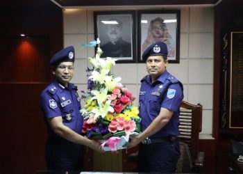 নারায়ণগঞ্জের নয়া এসপি রাসেল’র যোগদান
