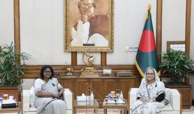 বাংলাদেশের আর্থ-সামাজিক উন্নয়ন, নারীর ক্ষমতায়নের প্রশংসা করেছে বিশ্ব ব্যাংক