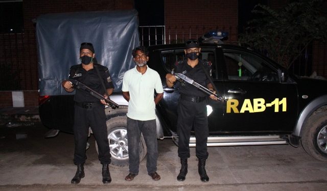 ফতুল্লায় গনধর্ষণ মামলার আসামী গ্রেফতার