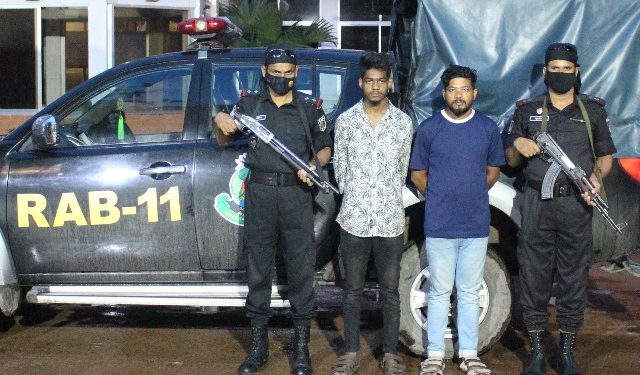 বন্দরে অটোচালক হত্যার ঘটনায় গ্রেফতার ২