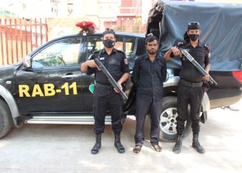 ফতুল্লায় হত্যা মামলার আসামী রাকিব গ্রেফতার