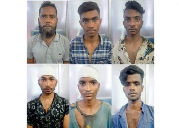 ফতুল্লায় কিশোরগ্যাংয়ের তান্ডবের ঘটনায় অস্ত্রসহ গ্রেফতার ৬