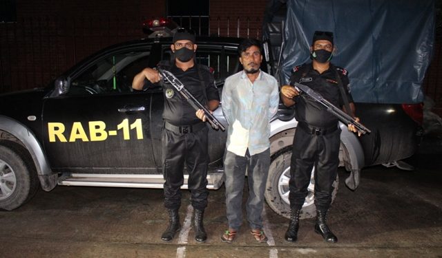 ফতুল্লায় হত্যা মামলার পলাতক আসামী রানা গ্রেফতার