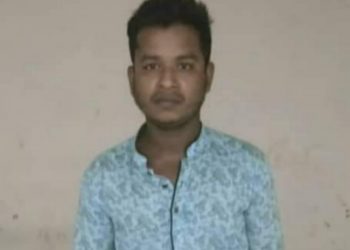 ফতুল্লায় গৃহবধূকে আটকে রেখে ধর্ষণের অভিযোগে যুবক গ্রেফতার