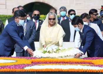 মহাত্মা গান্ধীর প্রতি গভীর শ্রদ্ধা নিবেদন করেছেন প্রধানমন্ত্রী