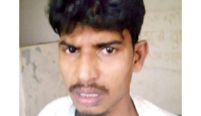 ফতুল্লায় অস্ত্র,গুলি,মাদক সহ দূর্ধর্ষ সন্ত্রাসী সাল্লু গ্রেফতার