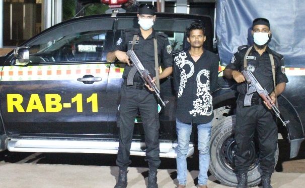 সোনারগায়ে ফেন্সিডিল সহ গ্রেফতার ১