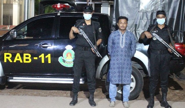 সিদ্ধিরগঞ্জে কলেজ ছাত্র ইমন হত্যা মামলার আসামী রাসেল গ্রেফতার