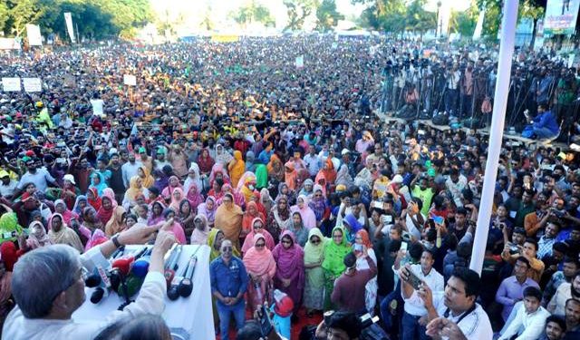 রংপুর বিভাগীয় বিএনপির গনসমাবেশে নেতাকর্মীর ঢল