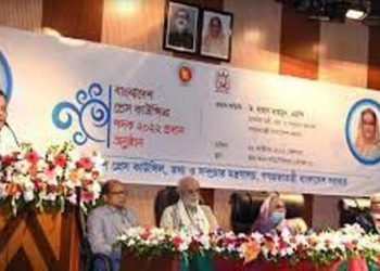 শেখ হাসিনা দেশকে অনেক দেশের তুলনায় ভালভাবে পরিচালনা করছে-তথ্যমন্ত্রী