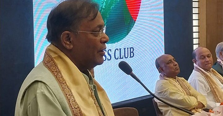 দুই বাংলার হৃদয়বন্ধন মানে না কাঁটাতারের-তথ্যমন্ত্রী