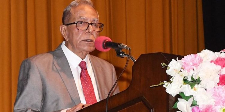 সড়ক নিরাপত্তা টেকসই করতে সকলকে দায়িত্ব পালন করতে হবে-রাষ্ট্রপতি