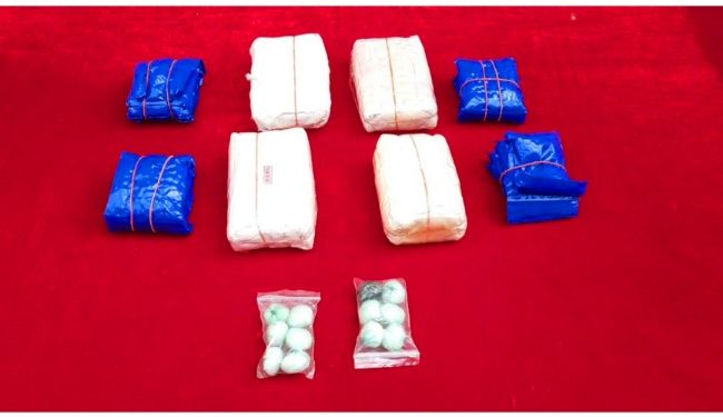 সোনারগায়ে ষাট লাখ টাকা মূল্যের আইছ ও ইয়াবা উদ্ধার