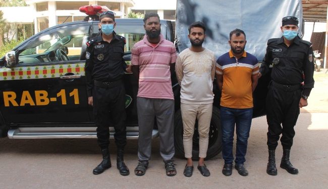 চনপাড়ায় র‌্যাবের উপর হামলার ঘটনায় গ্রেপ্তার ৩