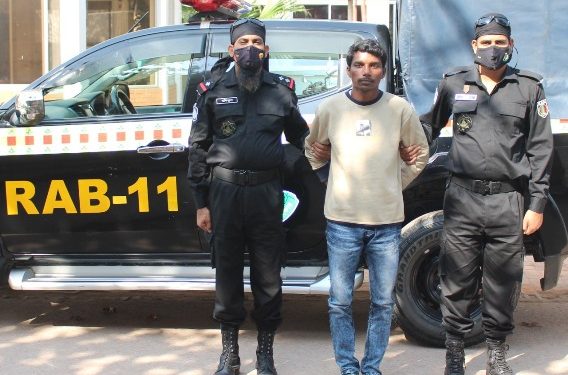 ফতুল্লায় হোরেইন সহ গ্রেফতার ১