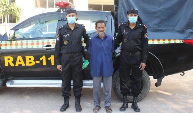 আড়াইহাজারে নৈশ প্রহরী হত্যা মামলার পলাতক আসামী হোসেন গ্রেফতার