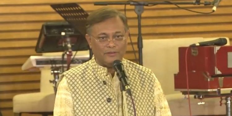 সবার সহযোগিতা নিয়ে দেশকে স্বপ্নের ঠিকানায় নিয়ে যেতে চাই-তথ্যমন্ত্রী