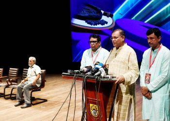 দেশ ও জনগণের প্রশ্নে আওয়ামী লীগ অবিচল-তথ্যমন্ত্রী