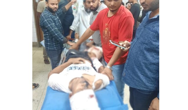 রুপগঞ্জে ছাত্রদলের মশাল মিছিল, নিহত ১