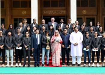 খেলোয়াড়দের জয়লাভের মনোভাব নিয়ে খেলার আহ্বান প্রধানমন্ত্রীর