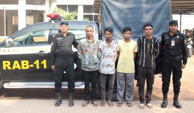 সিদ্ধিরগঞ্জে কিশোর গ্যাং “হানিফ গ্রুপ’র ৪ সদস্য গ্রেপ্তার