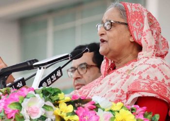 দেশ ও জনগণকে বাঁচাতে আবার নৌকায় ভোট চান প্রধানমন্ত্রী