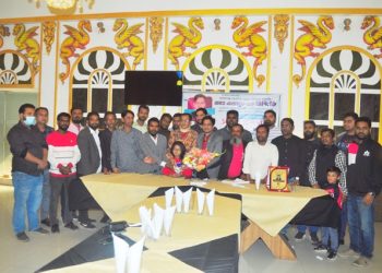 সাংবাদিক এনামূলকে নারায়ণগঞ্জ সাংবাদিক পরিষদের সম্মাণনা প্রদান