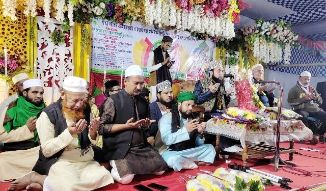 মানুষের কল্যানে অসহায় মানুষের পাশে আমাদের সকলকে দাড়াতে হবে-উজ্জল