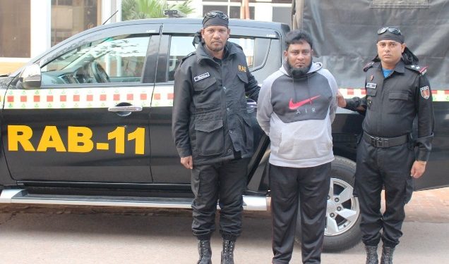 বন্দরে ৪০ কেজি গাঁজা সহ গ্রেপ্তার ১