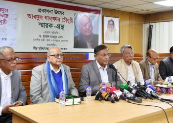 বিএনপির ‘শান্তিপূর্ণ’ আন্দোলনের নমুনা হামলা, ভাংচুর আর অগ্নিসংযোগ-তথ্যমন্ত্রী