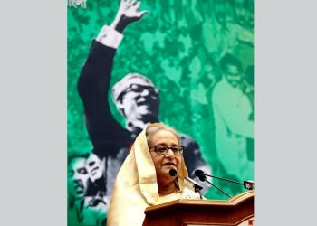 আওয়ামীলীগ দলটি জনগণের জন্য কাজ করে-প্রধানমন্ত্রী