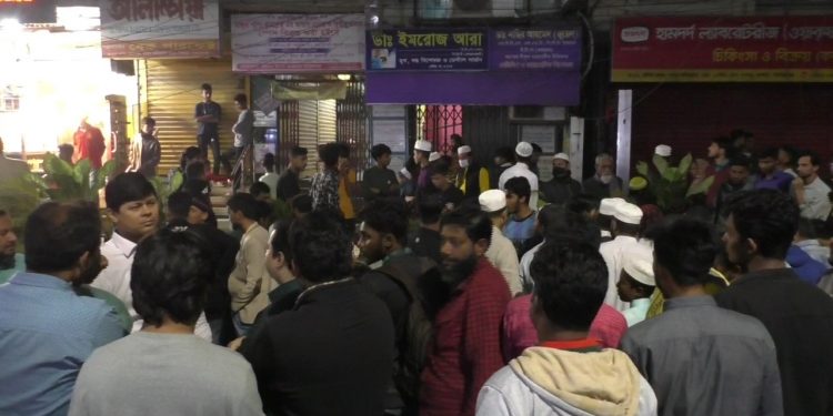 রেস্তোরার ব্যবস্থাপককে গুলি- ভবন মালিক ও তার ছেলে কারাগারে