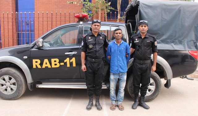 সোনারগায়ে রিক্সা চালক মনছুর হত্যা মামলার আসামী গ্রেপ্তার