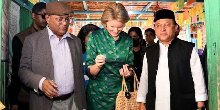 রাণীর এই সফর রোহিঙ্গাদের ফেরত নিয়ে যাওয়ার ক্ষেত্রে সহায়ক হবে-তথ্যমন্ত্রী