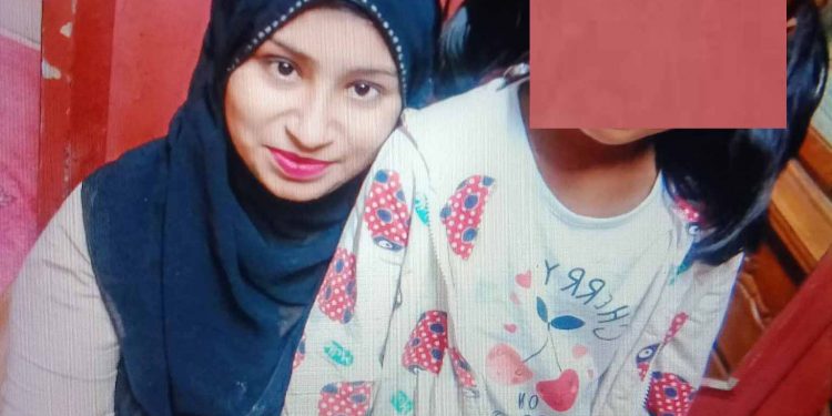 বন্দরে প্রবাসীর স্ত্রী মৌসুমি টাকা ও গহনা নিয়ে উধাও