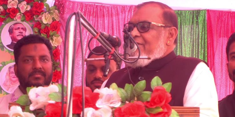 সরকার বিনা পয়সায় ৪২ কোটি বই দিয়েছে-মুক্তিযোদ্ধা মন্ত্রী