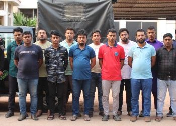 ফতুল্লায় পাসপোর্ট দালাল চক্রের ১৪ জন সক্রিয় সদস্য গ্রেপ্তার