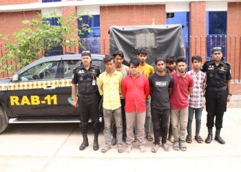 মহাসড়কে ডাকাত চক্রের ৮ সদস্য আটক
