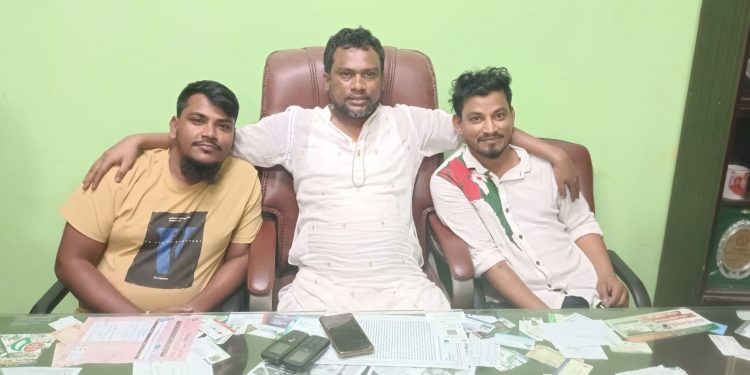 সন্ত্রাসী খান মাসুদের দুই গ্রুপের সংঘর্ষে নারী সহ আহত অন্তত ১০ জন