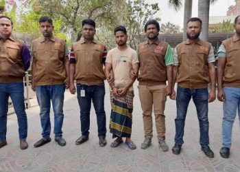 সোনারগাঁয়ে জোড়া খুনের পলাতক আসামি গ্রেপ্তার