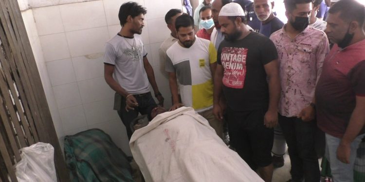 ফতুল্লায় আধিপত্য বিস্তার নিয়ে যুবক খুন