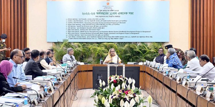 মহাসড়ক থেকে টোল আদায়ের জন্য প্রয়োজনীয় ব্যবস্থা গ্রহণের নির্দেশ প্রধানমন্ত্রীর