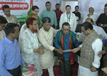 বীর মুক্তিযোদ্ধাদের সংবর্ধনা ও সম্মাননা দিলো নারায়ণগঞ্জ জেলা পরিষদ
