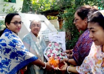 কমরেড হেনা’র ১৪ তম প্রয়াণ দিবসে বাংলাদেশ মহিলা পরিষদ না’গঞ্জ জেলার শ্রদ্ধা